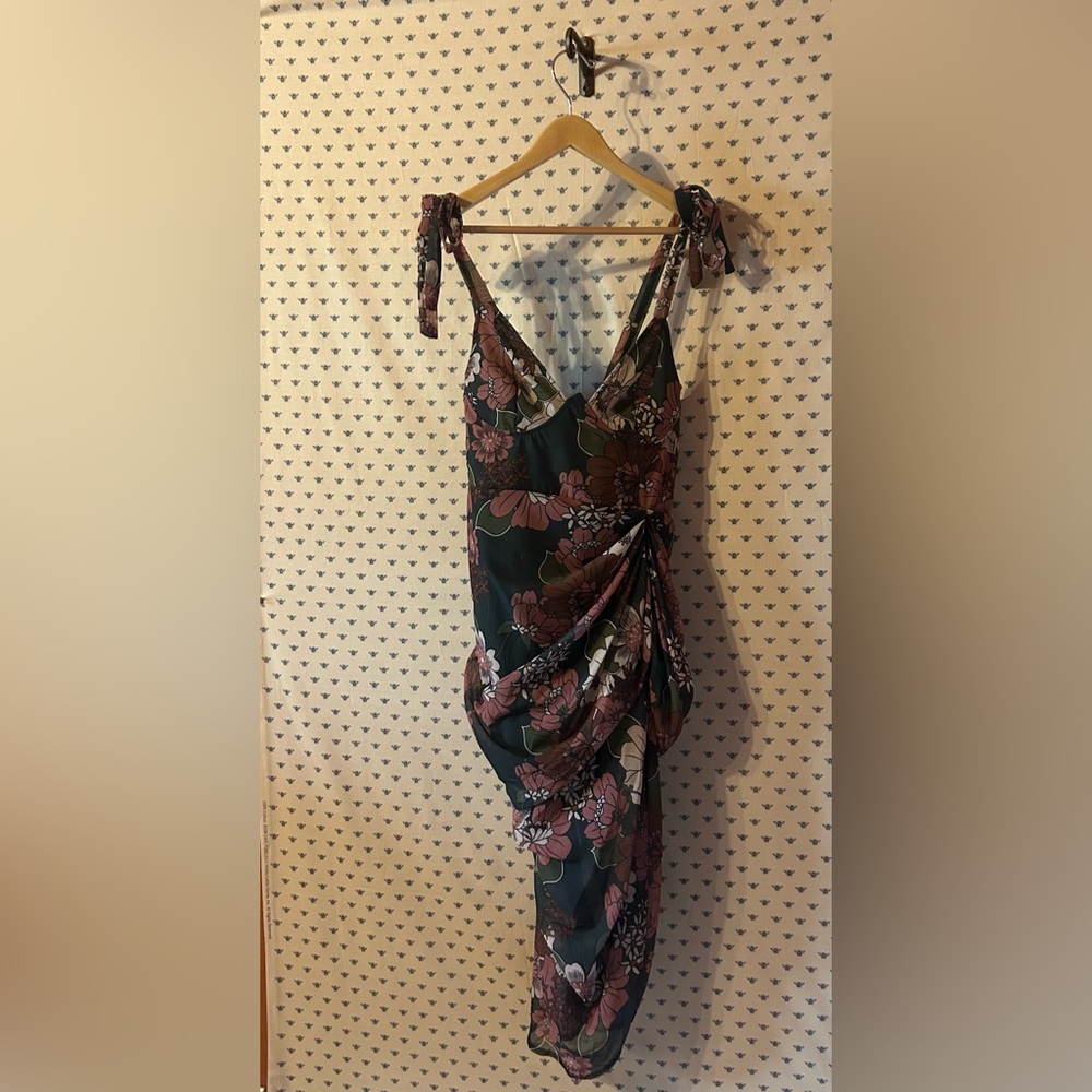 PrettyLittleThing Asymmetrical Dress - Dark Green and Mauve